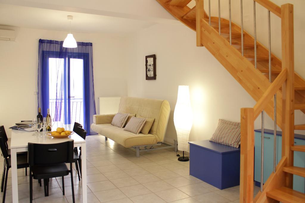 Ithaca'S Poem Apartments Vathy  Rum bild